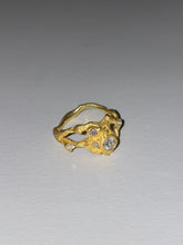 Load image into Gallery viewer, OCEA RING — DIAMONDS