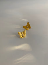 Load image into Gallery viewer, BUTTERFLY STUD EARRINGS — 0.20CT PEAR DIAMONDS