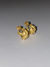 Load image into Gallery viewer, IRIS HOOP EARRINGS