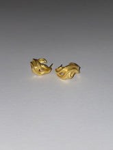 Load image into Gallery viewer, IRIS HOOP EARRINGS