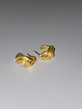 Load image into Gallery viewer, IRIS HOOP EARRINGS