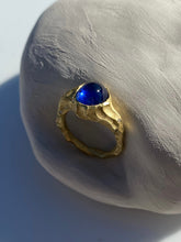 Load image into Gallery viewer, MONT BLEU RING — SAPPHIRE