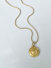 Load image into Gallery viewer, SUN NECKLACE