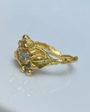 Load image into Gallery viewer, ALOHA RING — DIAMONDS