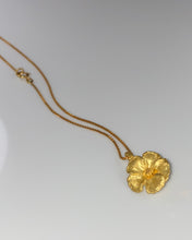 Load image into Gallery viewer, FIORE NECKLACE — 0,9mm CHAIN
