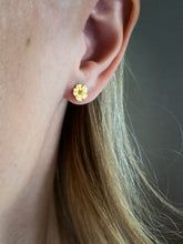 Load image into Gallery viewer, FIORE X-SMALL EARRINGS
