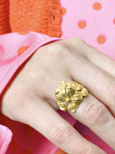 Load image into Gallery viewer, FIORE RING — DIAMONDS
