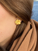 Load image into Gallery viewer, FIORE EARRINGS
